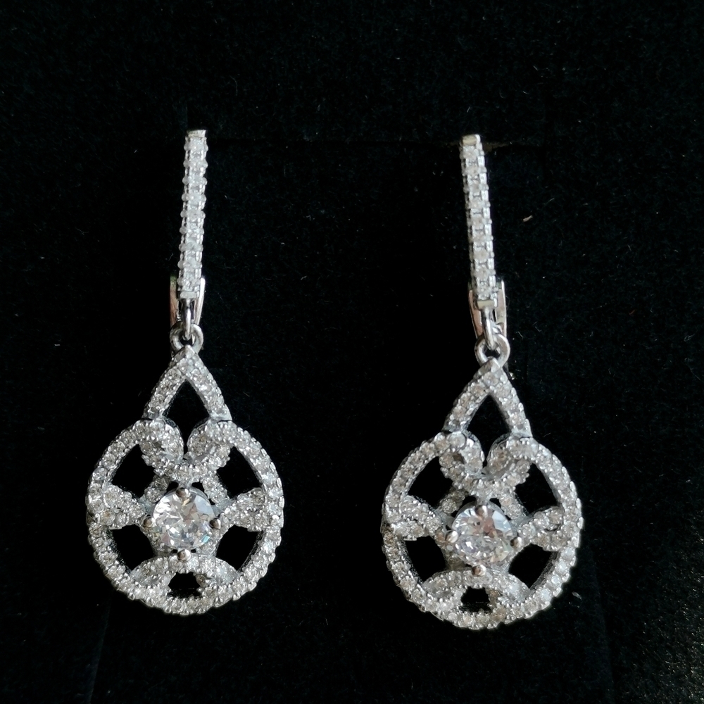 Sterling silver cz love knot dangle earrings lever back 🆕